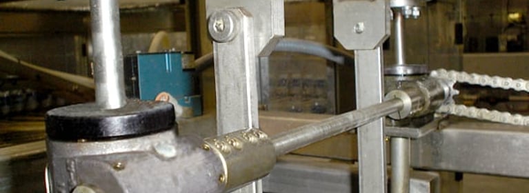 Image of Screw Jacks being used on Machinery 