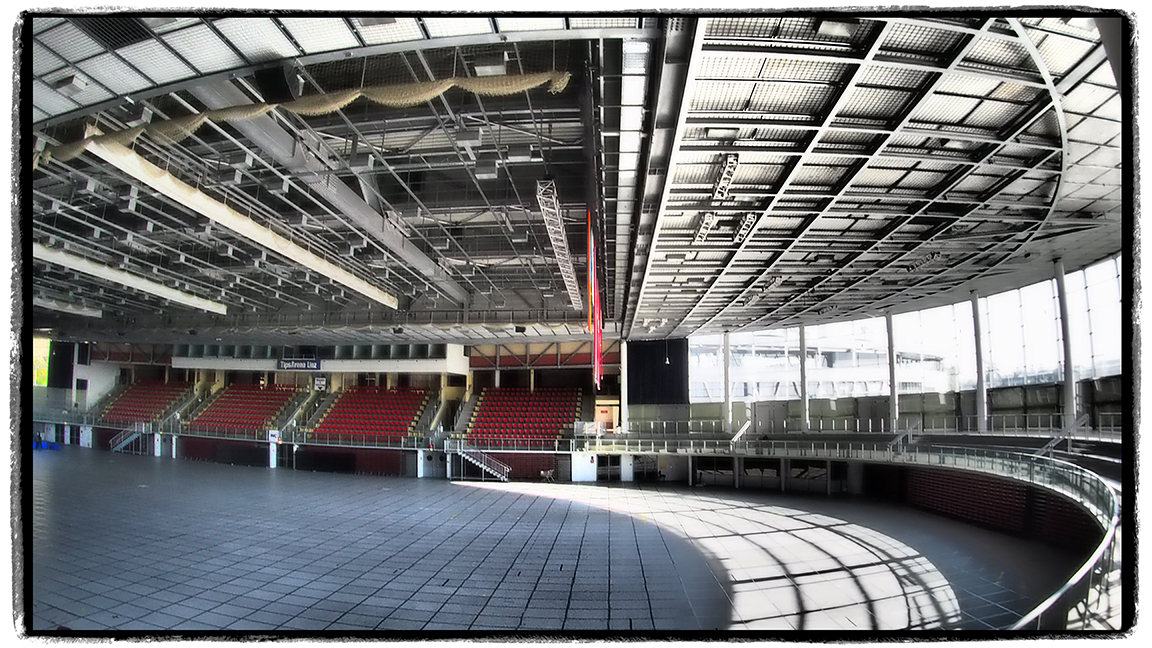 Sporthalle Linz 1.png